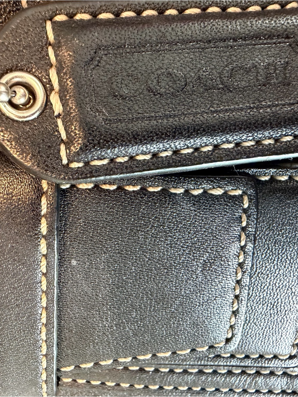 Vintage Y2K Coach Soho F10911 Black Leather Buckle Carryall Shoulder Bag - Picture 6 of 10